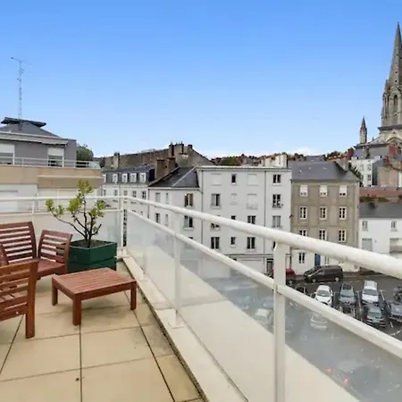 Апартаменты Bright With Large Terrace